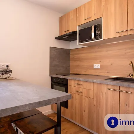 Air-conditioned Studio Near The Sea Appartement Cros-de-Cagnes