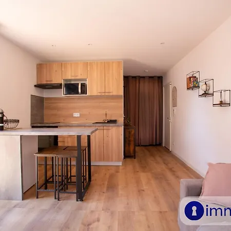 Air-conditioned Studio Near The Sea Appartement